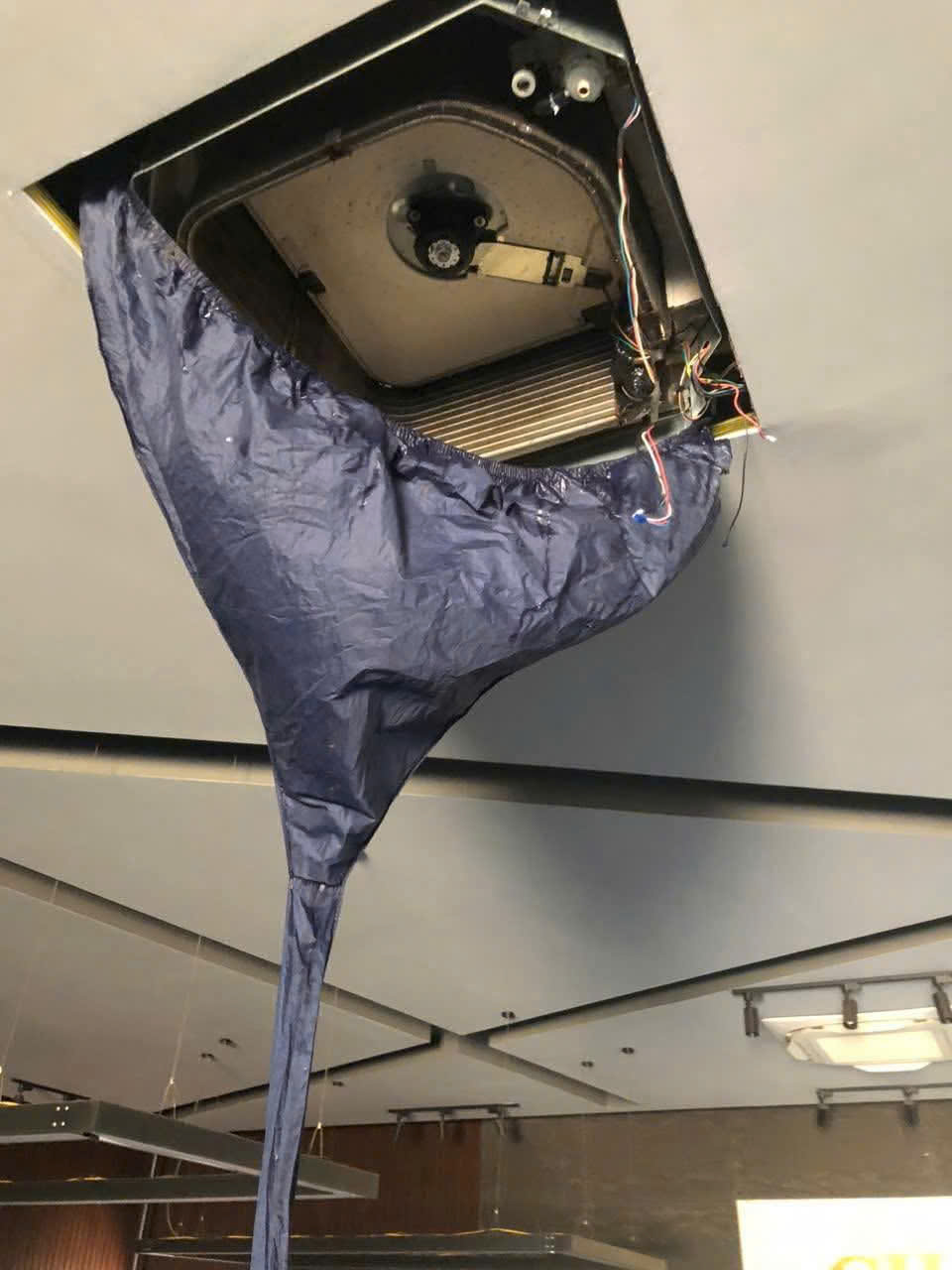 vệ sinh máy lạnh tại nhà Quận 12 Điện Máy An Thịnh